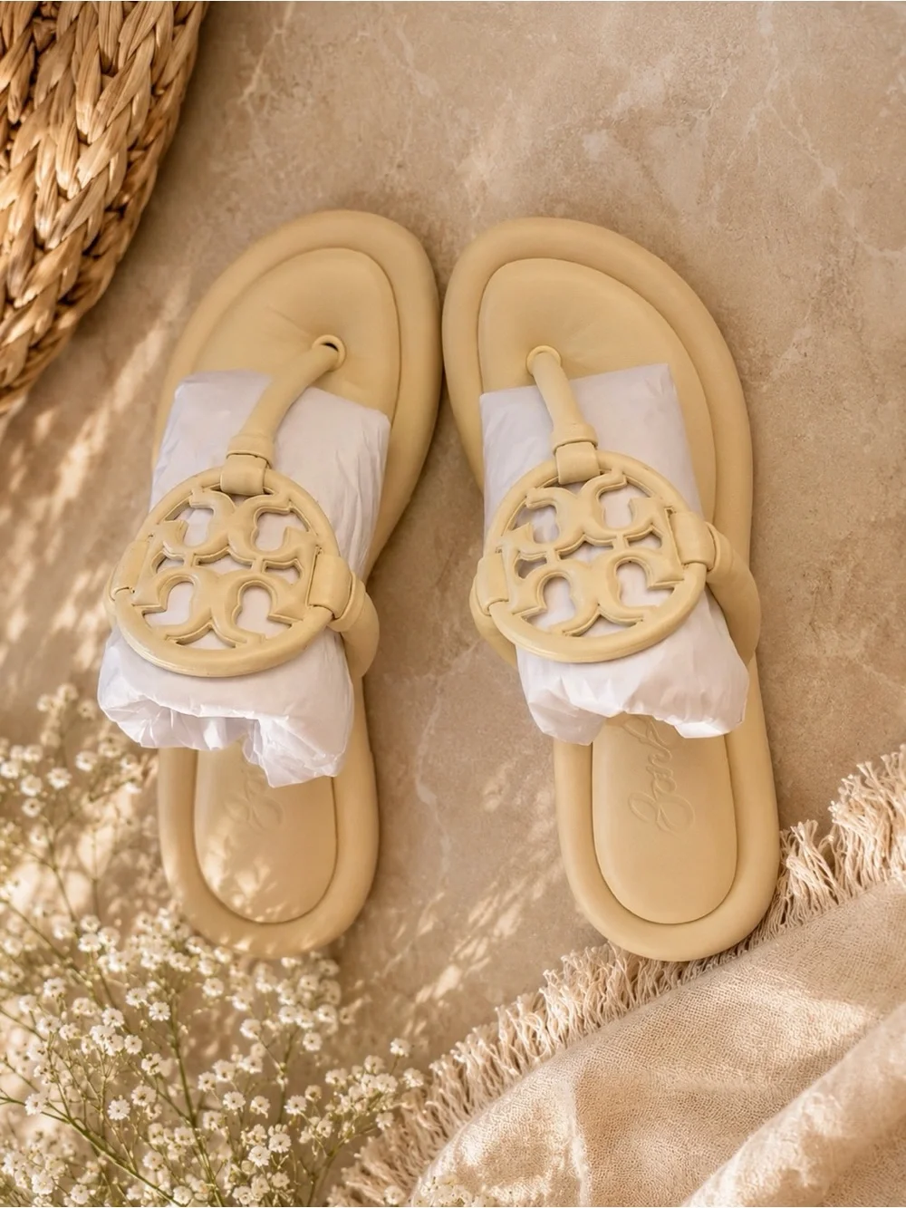 Tory Burch Cream Logo Cutout Thong Sandals
